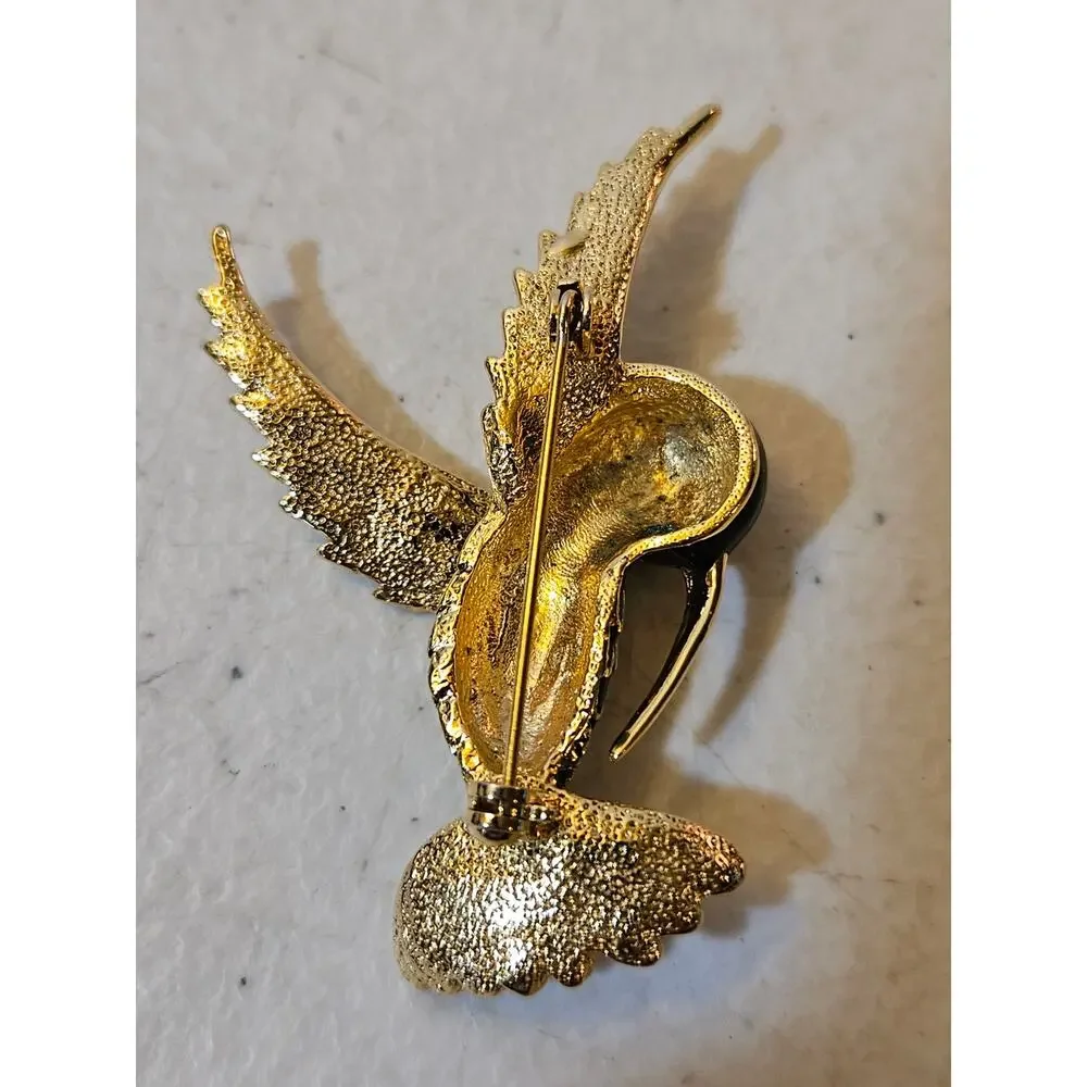 Vintage goldtone & black enamel hummingbird brooch pin